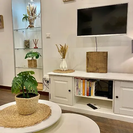 Le Rue Longue Apartament *