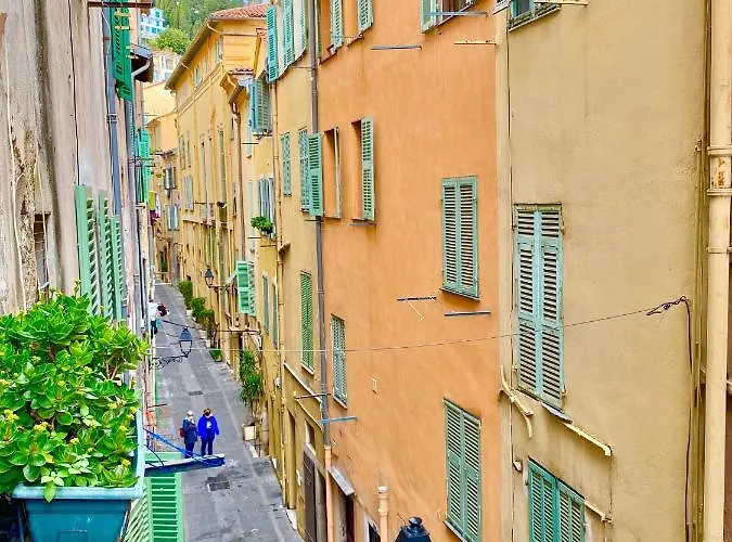 Le Rue Longue Апартаменты *